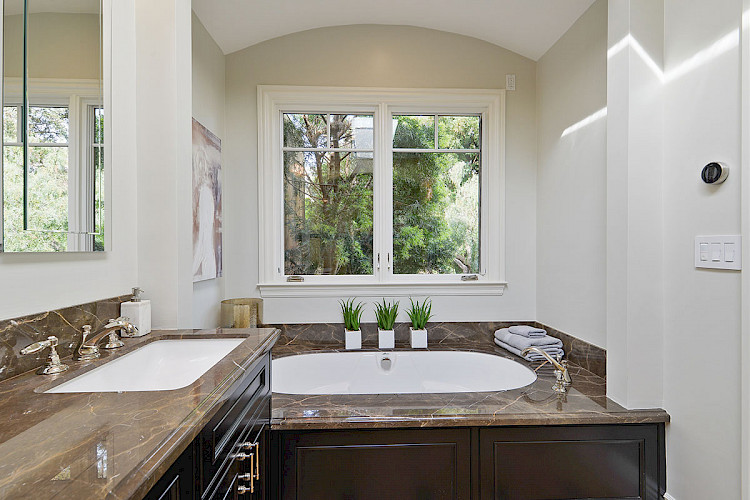 462 Douglass Street 47