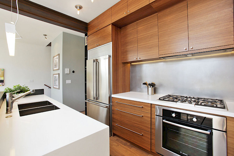 1318 Church Street 16