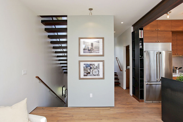 1318 Church Street 8