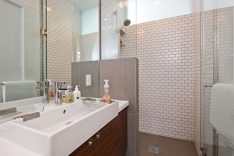 1320 Church Street 27