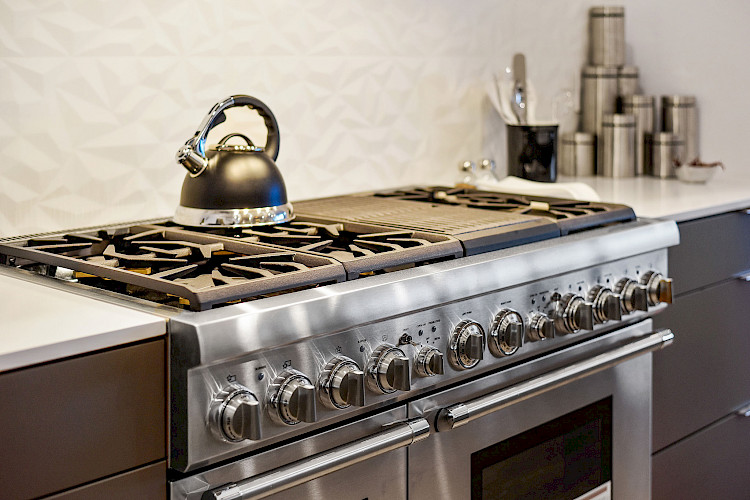 844 Duncan Street 32