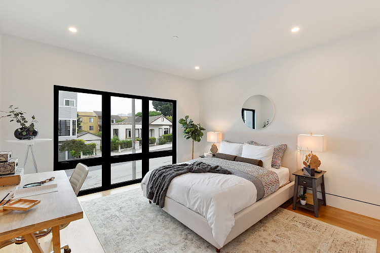 844 Duncan Street 39