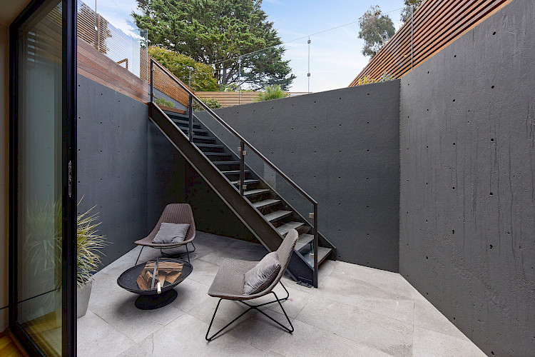 844 Duncan Street 69