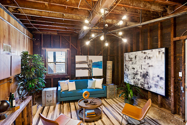 318 Madrid Street 28