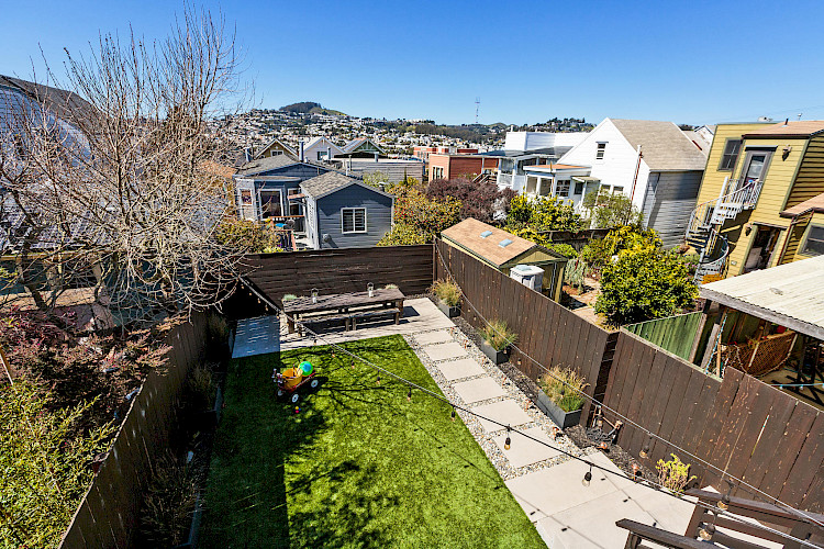 318 Madrid Street 40