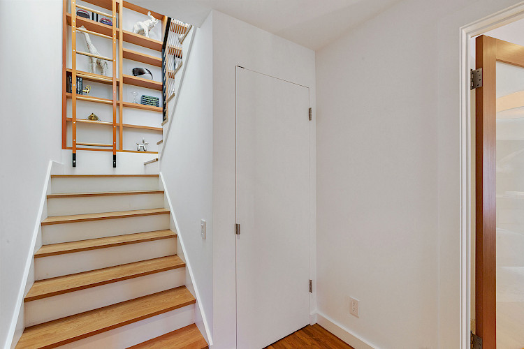 183 Hancock Street 59