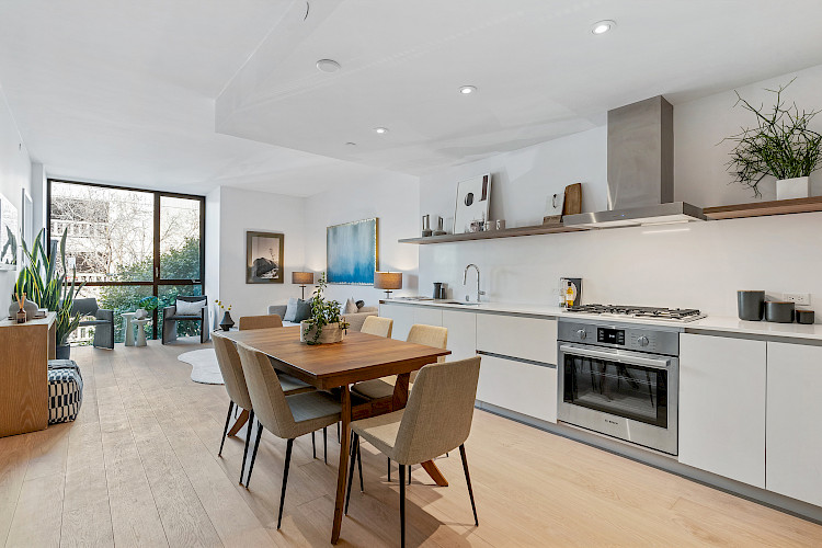 311 Grove | Only 1 Luxury Homes Available! 9