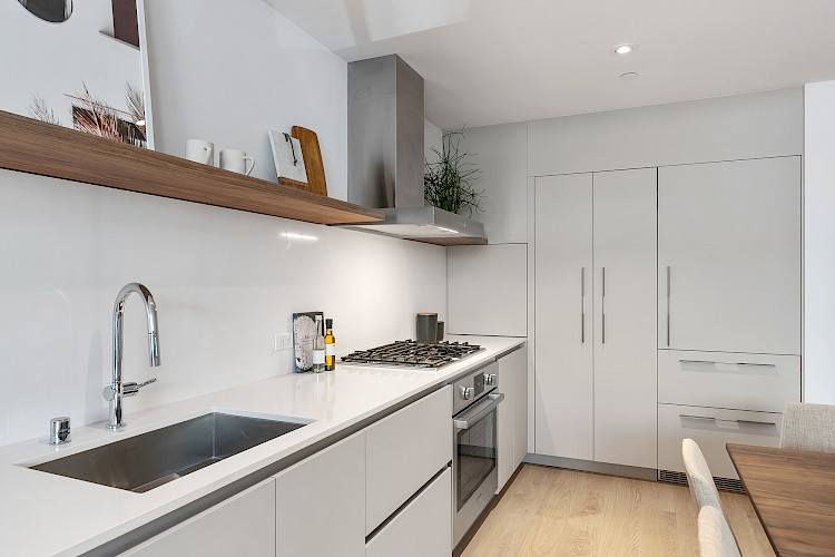 311 Grove | Only 1 Luxury Homes Available! 14