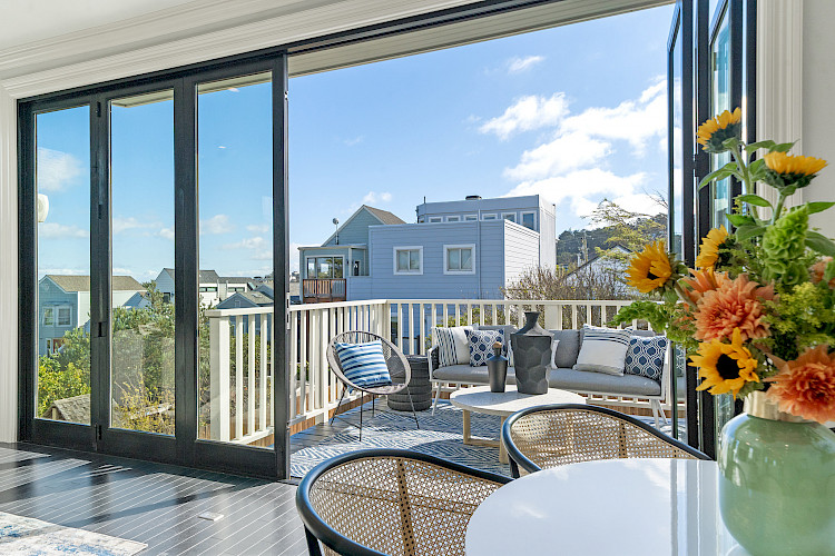 869 Alvarado Street 40