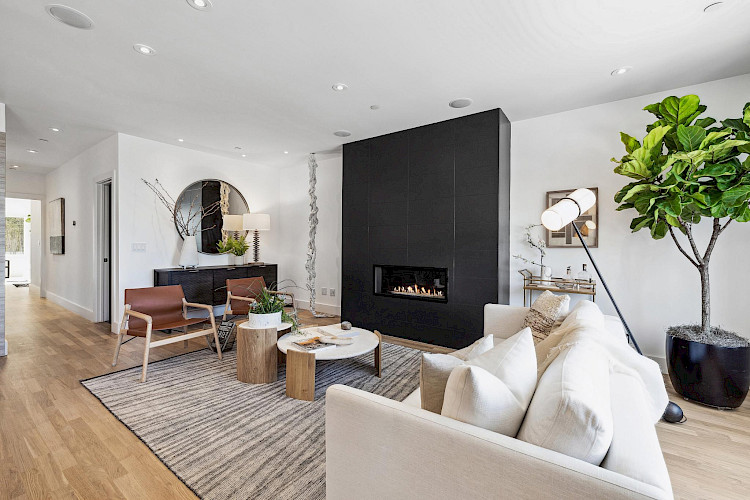 1214 Diamond Street 17