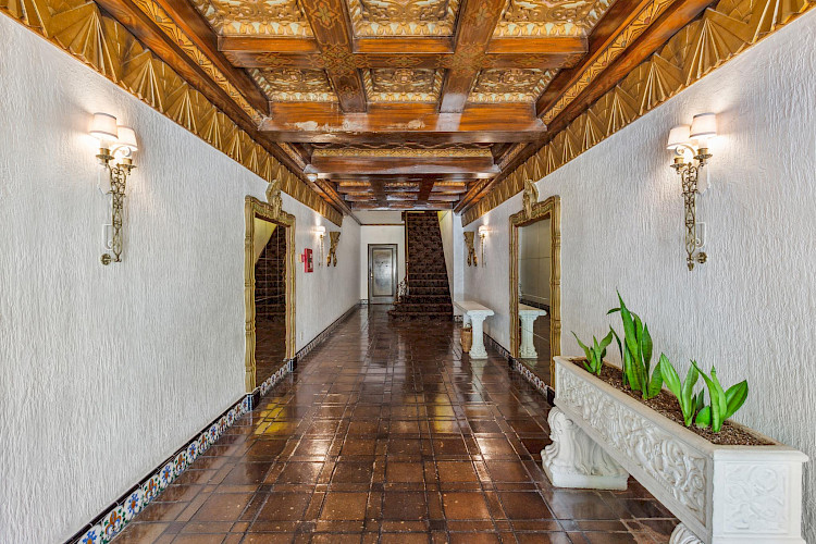 2230 Francisco Street, #109 13