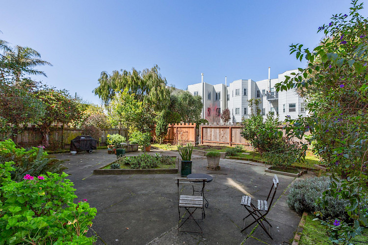 2230 Francisco Street, #109 5