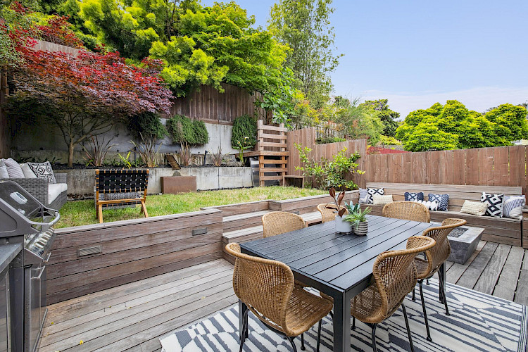 89 Martha Avenue 88