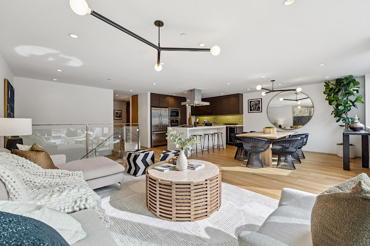 392 Eureka St. 5