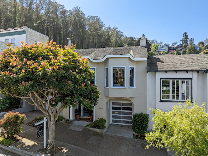 1209 Stanyan St. 71