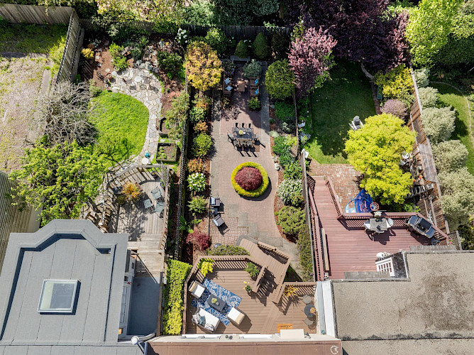 1209 Stanyan St. 79