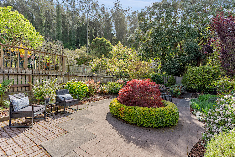 1209 Stanyan St. 51