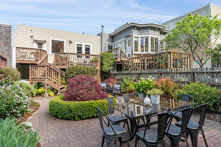 1209 Stanyan St. 59