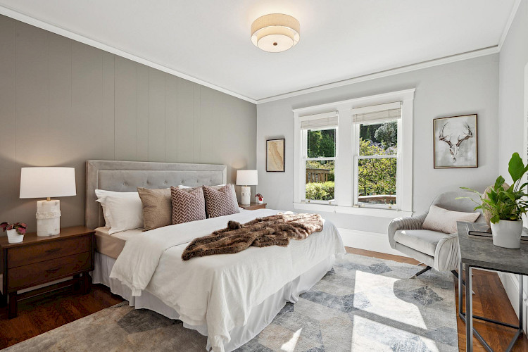 1209 Stanyan St. 5