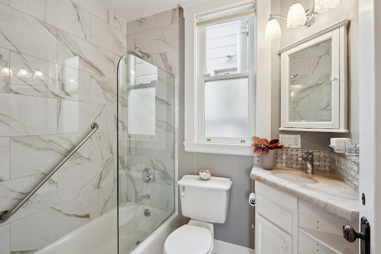 1209 Stanyan St. 6