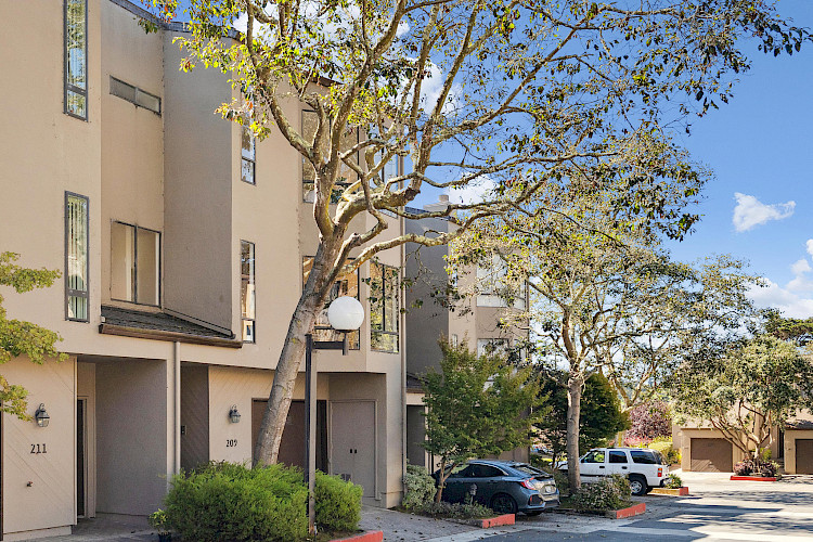 209 N. Lake Merced Hills 92