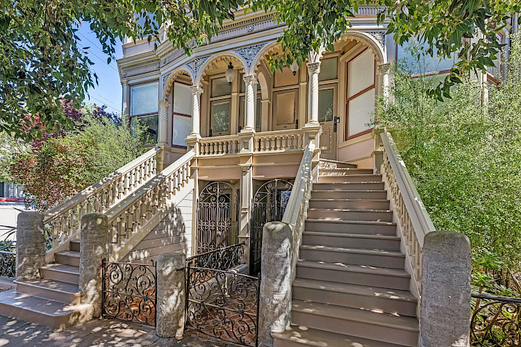 504 Cole Street 13