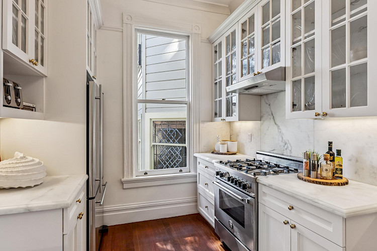 504 Cole Street 35