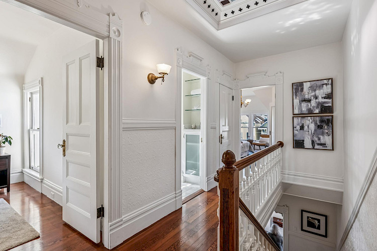 504 Cole Street 47