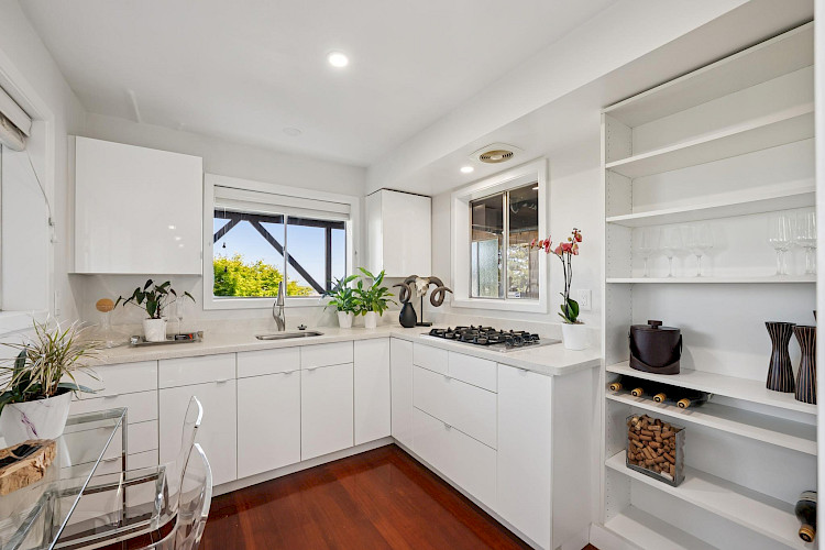 469 Collingwood St 81