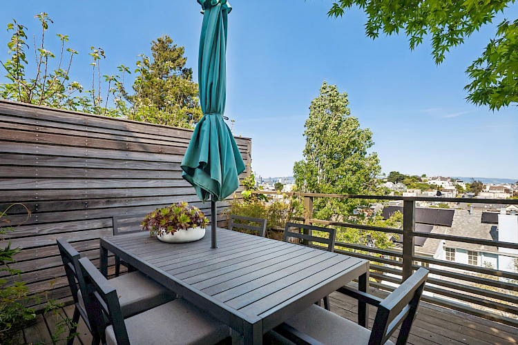 469 Collingwood St 107