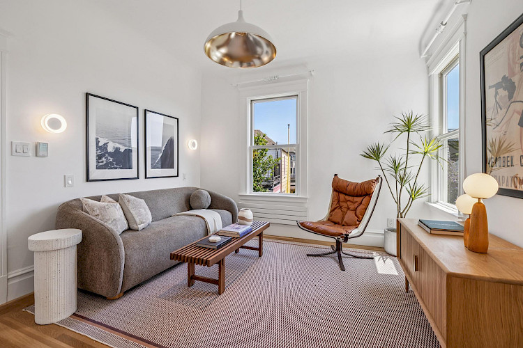160-162 Richland Avenue 76
