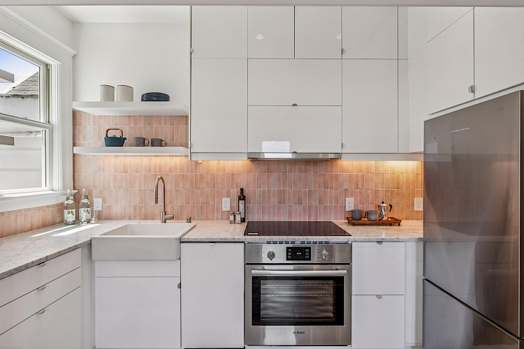 160-162 Richland Avenue 80