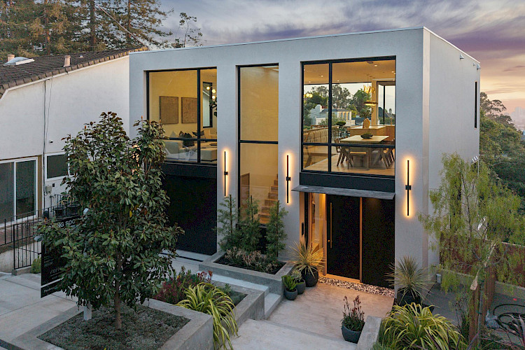 67 Wistaria Way 2
