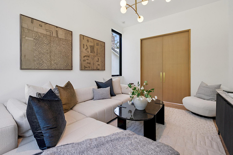 67 Wistaria Way 49