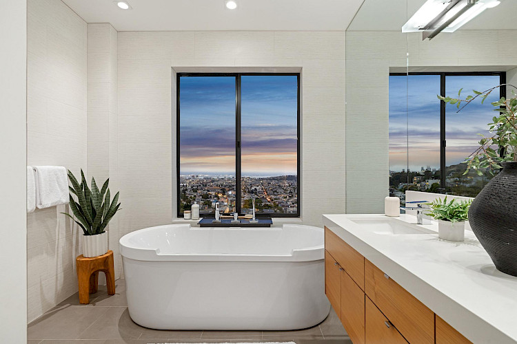 10 Deming Street 77