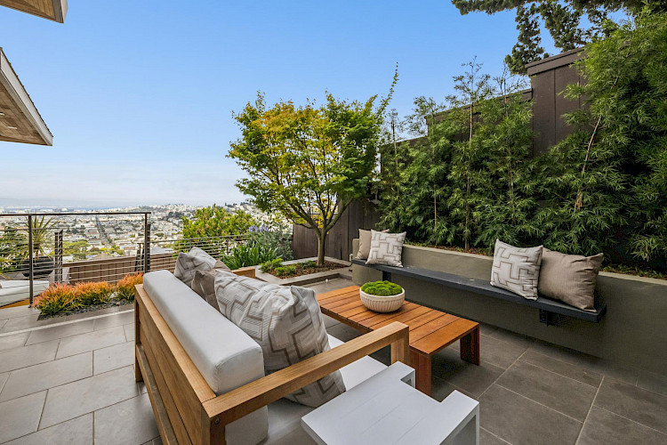 10 Deming Street 93